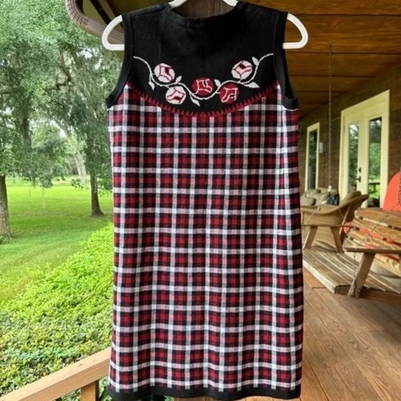 Extra Fine Merino Wool Plaid Knit Dress | Happy Sheep - Picture 2 of 5